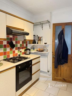 3 bedroom terraced house to rent - Photo 1