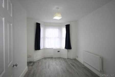 3 bedroom property to rent in Reading - Photo 5