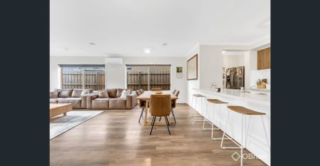 Modern 4-Bedroom Home for Lease in Clyde, VIC - Photo 3