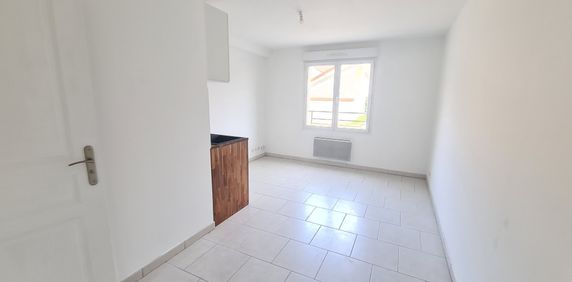 Location Appartement 1 pièce 18m² PALAISEAU 91120 - Photo 2
