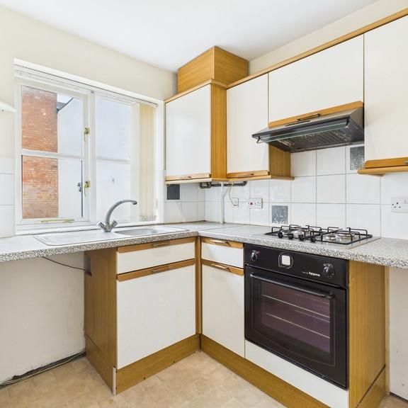 2 bedroom semi-detached house to rent - Photo 1