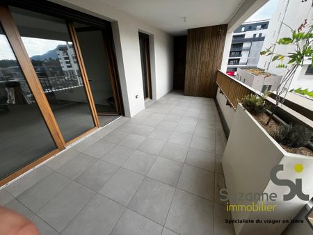 Location Appartement 2 pièces 53m² VOIRON 38500 - Photo 3