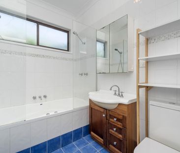 19 York Crescent, Belmont North, NSW 2280 - Photo 6