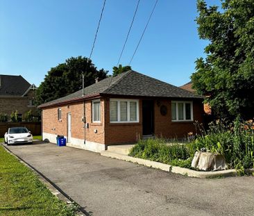 For Lease - 86 Bond Crescent, Richmond Hill, Ontario - Photo 5