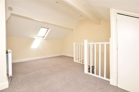 86, Cross Flatts Place, Leeds, West Yorkshire, LS11 7JN - Photo 3