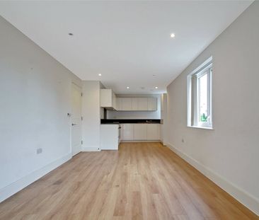 Central House, HA4, Ruislip Manor - Photo 4