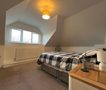 2 bedroom detached bungalow to rent - Photo 3