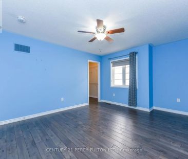 1040 FOXTAIL CRESCENT - Photo 6