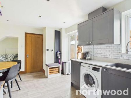 Northumberland Avenue, Kennington, Ashford, TN24 - Photo 3