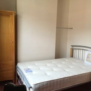 7 BLOSSOM AVENUE - Photo 2