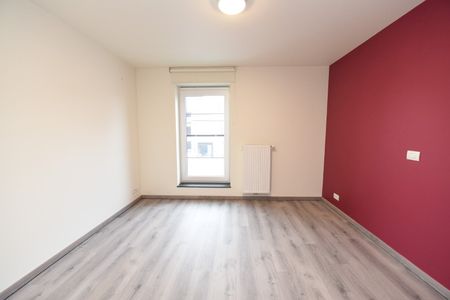 Eénslaapkamer appartement te huur op centrale ligging in Olsene! - Photo 4