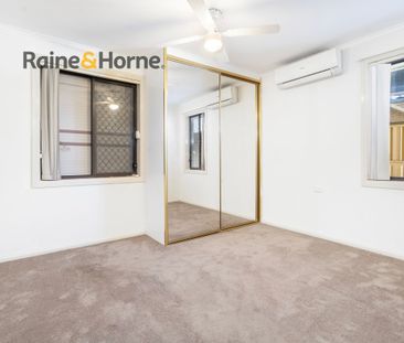 Charming 3 Bedroom Home - AVAILABLE NOW - Photo 3