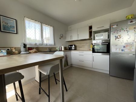 Location Appartement 3 pièces 66m² OLEMPS 12510 - Photo 3