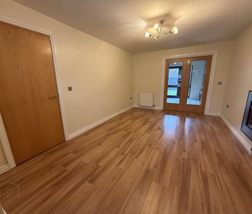 48 Redwood Dale, Dunmurry, Belfast, BT17 9RL - Photo 1