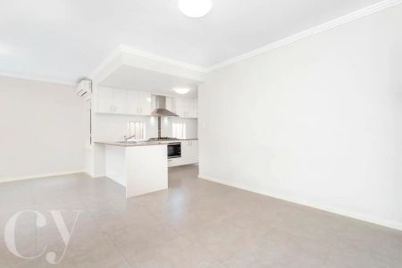 “LOW MAINTENANCE LIVING!” - Photo 4