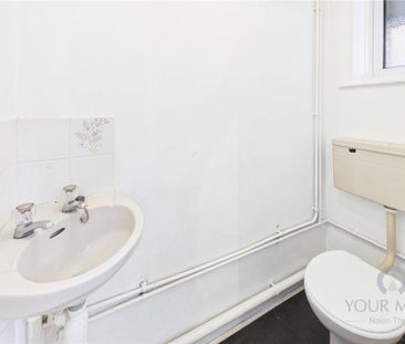 4 bedroom detached house to rent - Photo 5