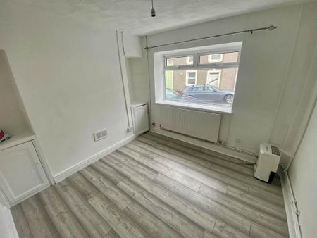 3 bedroom house to rent - Photo 2