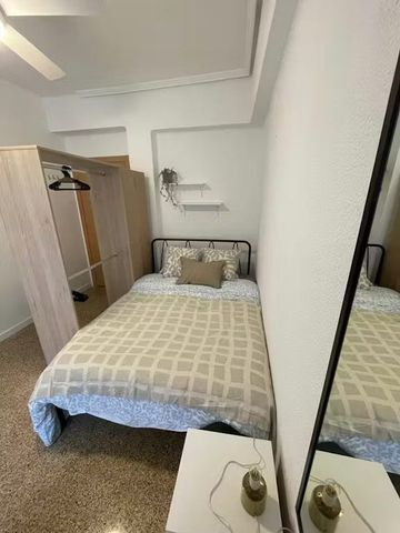 Carrer de Mallorca, Alaquàs, Valencian Community 46970 - Photo 2