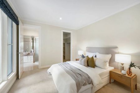 3/15 Creswick Street, Glen Iris VIC 3146 - Townhouse For Rent | Domain - Photo 2