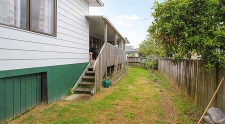 4-BEDROOM HOUSE FOR RENT WITH LARGE ROOMS - Photo 5