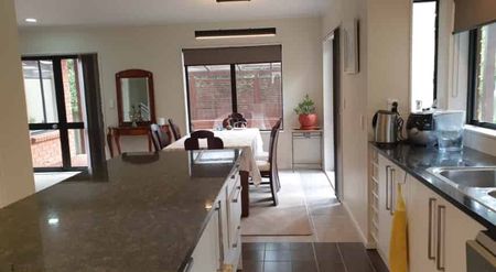 Renovated 4 bedrooms house - Photo 3