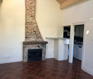 Cute and comfortable in Maori Hill - Available 13/10/2025 - Photo 3