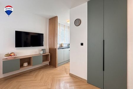 Okazja! Na wynajem kawalerka po remoncie! - Zdjęcie 3