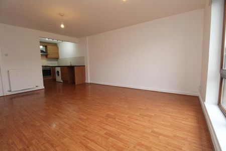 1 bedroom flat to rent - Photo 3