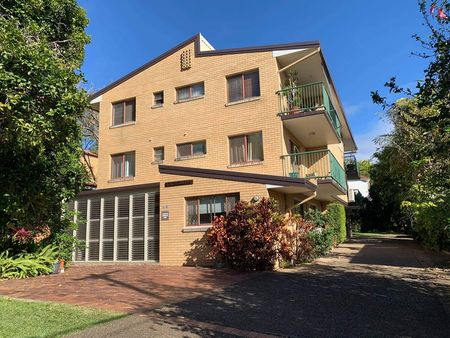 2/17 Sundridge St, Taringa QLD 4068 - Apartment For Rent | Domain - Photo 2