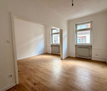 Gepflegte 2,5 ZKB 2 Balkone - ruhige Lage - Photo 1