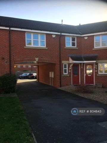2 bedroom terraced house to rent - Photo 2
