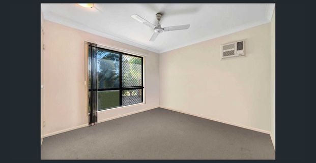 Spacious Family Home! - Photo 1