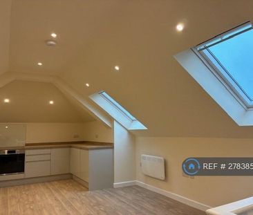 2 bedroom terraced house to rent - Photo 5