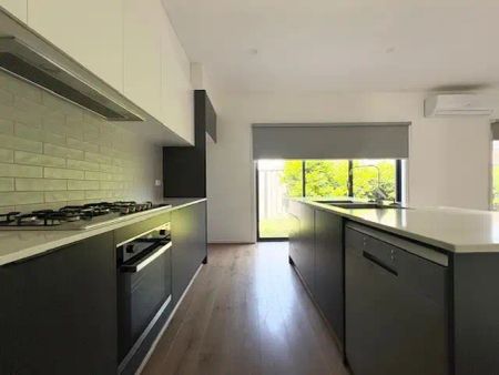 “Modern Family Home in Prime Location!!” - Photo 5