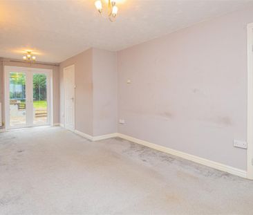 3 bed House - Semi-Detached To Let - Photo 1