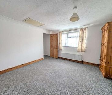 Chapel Road, Brightlingsea, Colchester, CO7 - Photo 2