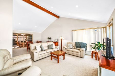 3 Tarcoola Close, Belmont North - Photo 5