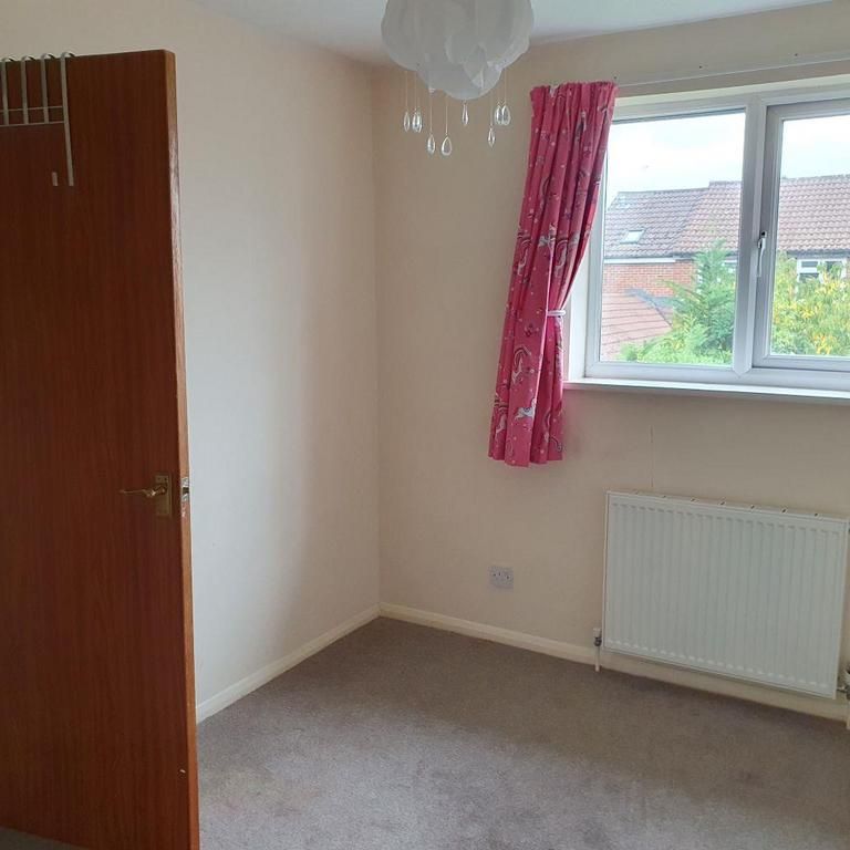 2 bedroom house to rent - Photo 1