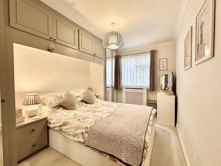 1 bedroom flat to rent - Photo 5