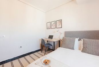 Calle Juan de Juanes, Mislata, Valencian Community 46920