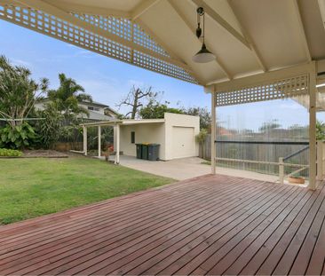 Cute and Cosy Cottage in a Fabulous Location - Photo 4