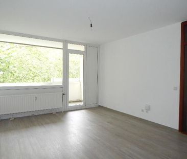 Schöne Wohnung sucht Mieter: individuelle 3-Zimmer-Wohnung (WBS) - Foto 1
