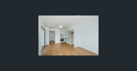 **6 MONTH LEASE** - UNFURNISHED 2x1 IN MIDLAND - Photo 2