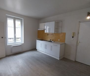 Location Appartement 3 pièces 40m² MAINTENON 28130 - Photo 3