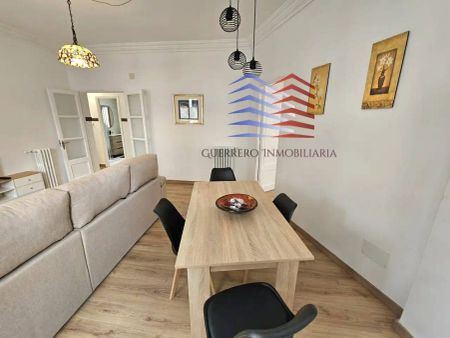 Piso de alquiler en Calle Celso Emilio Ferreiro, Centro - Photo 4