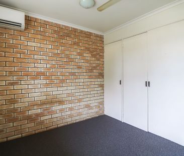 VERY NEAT AND TIDY UNIT IN IDEAL LOCATION - Photo 6