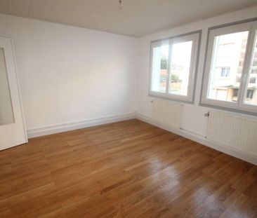 5 RUE AMBROISE PARE : Proche centre ville et gare, au 1er étage, ap... - Photo 5