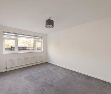 2 bedroom maisonette to rent - Photo 6