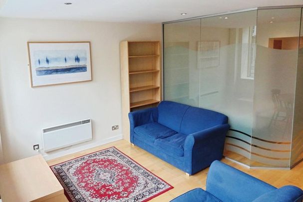 1 bedroom flat to rent - Photo 1