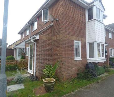 Holly Bank, Langdon Hills, SS16 - Photo 3